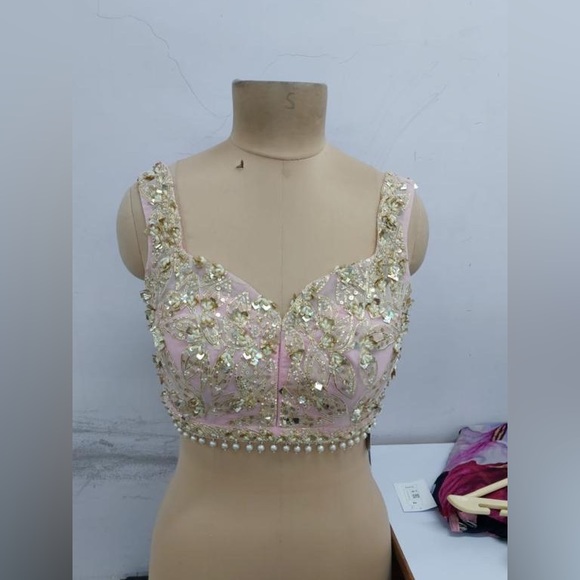 Seema Gujral Lehenga Size 4/6 - Picture 7 of 10